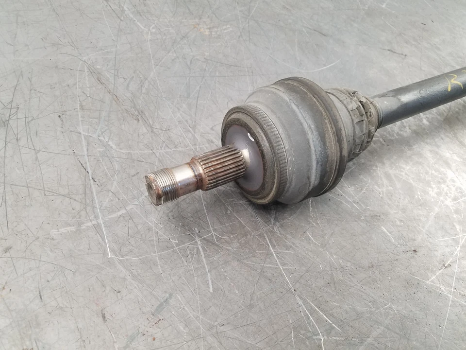 2013 Mercedes Benz AMG E 63 Right Rear CV Axle #2179 D5 - Image 3 of 4