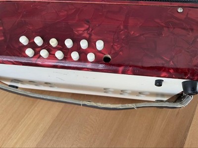 YAMAHA ヤマハ YA-12 アコーディオン 25鍵盤 12ベース 独奏用 YAMAHA YA-12 Accordion 25 Keys 12 Bass Red Solo Beginner