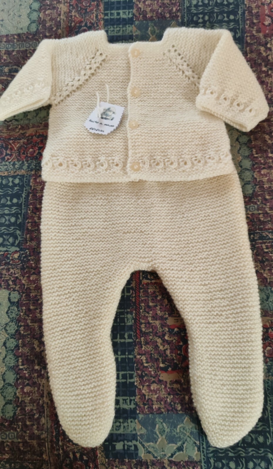 Conjunto de punto bebé jersey y pantalón 6- 12 meses . Hecho a mano