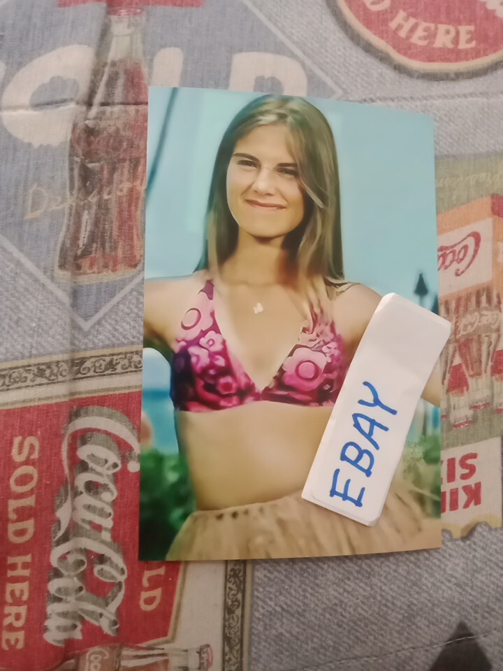 MAUREEN McCORMICK, IN BIKINI, GLOSSY COLOR 4X6 HAZY PHOTO BRAND NEW | eBay