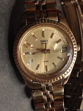 Timex Quartz Women’s Watch Gold-Tone WR Magnified Date