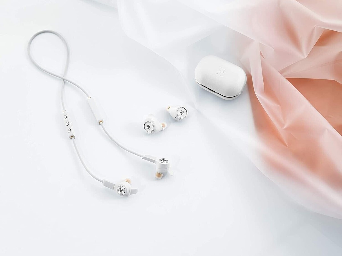 BANG&amp;OLUFSEN バング&amp;オルフセン　E6 MOTION Bang & Olufsen BeoPlay E6 Motion Wireless Bluetooth