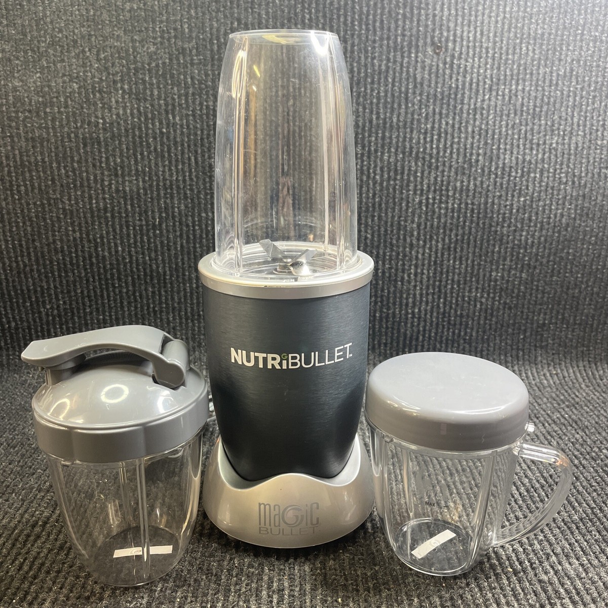 🔥🔥🔥MAGIC BULLET NUTRIBULLET HIGH SPEED BLENDER NB-101B WITH ACCESSORIES