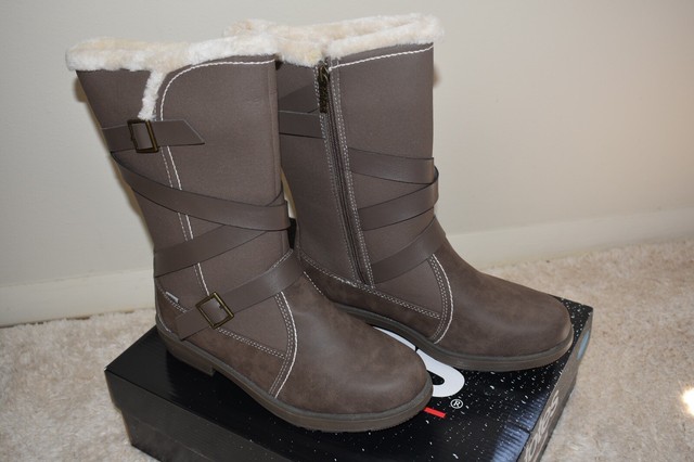 womens winter boots size 10