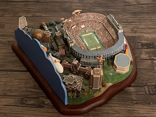 Danbury Mint Tennessee Game Day, Volunteers stadium replica/model - Picture 5 of 7