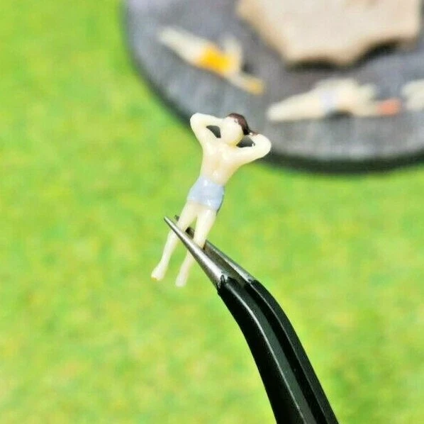 10 Stück Strand Urlaub Sommer Figuren Schwimmer Spur H0 1:87 Modellbahn bemalt - Bild 4 von 4