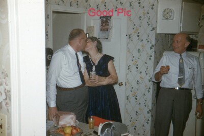 #XX2- bb Vintage 35mm Slide Photo -Man and Woman Kissing-Red Kodachrome 1954