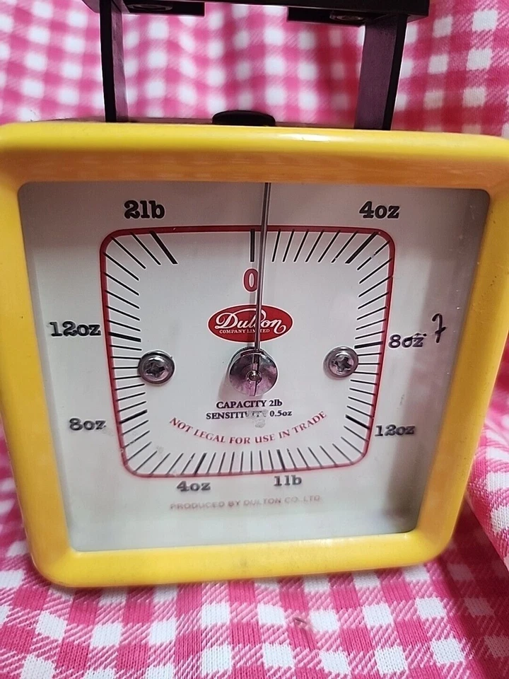 Кухонные весы Dulton Company Limited из желтого металла 5 x 3,5 дюйма весят в фунтах фунтов - Изображение 2 из 4