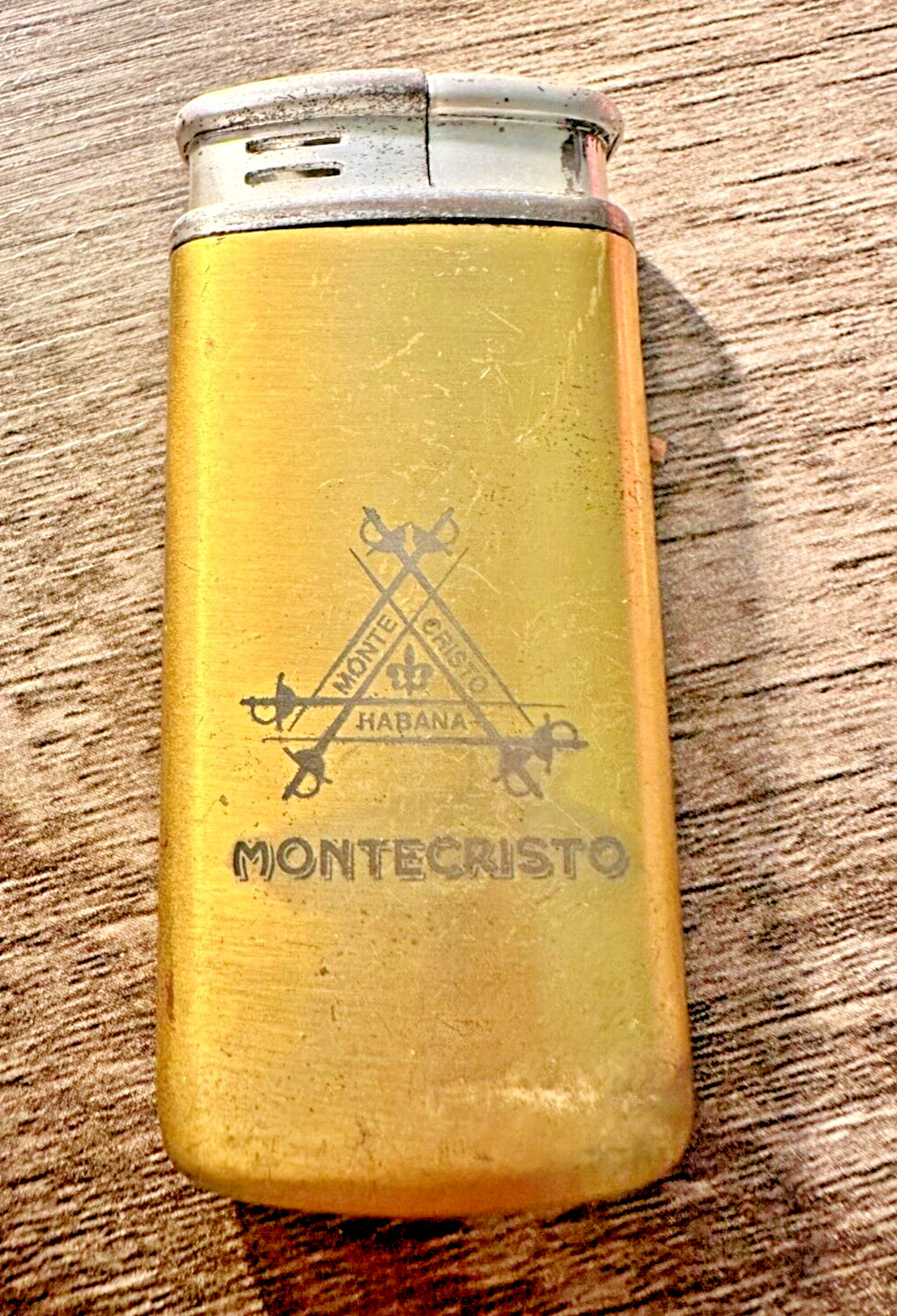 V8i 39233 Engraved On Bottom