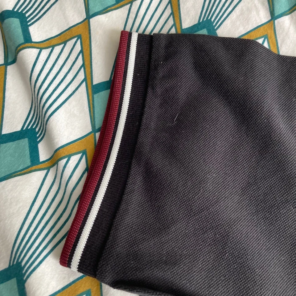 Polo FRED PERRY M3600 - Noir Blanc Bordeaux, size XL - Photo 4/4