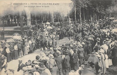 Old postcard 60 Compiegne Fetes de Jeanne d'Arc Le Cortege dans la Foret