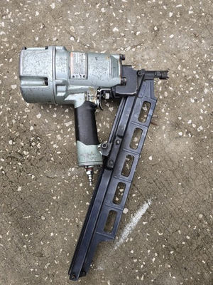 #ad Hitachi Koki NR83A2 Framing Strip Nailer 3 1 4 in Made in Japan $275.00