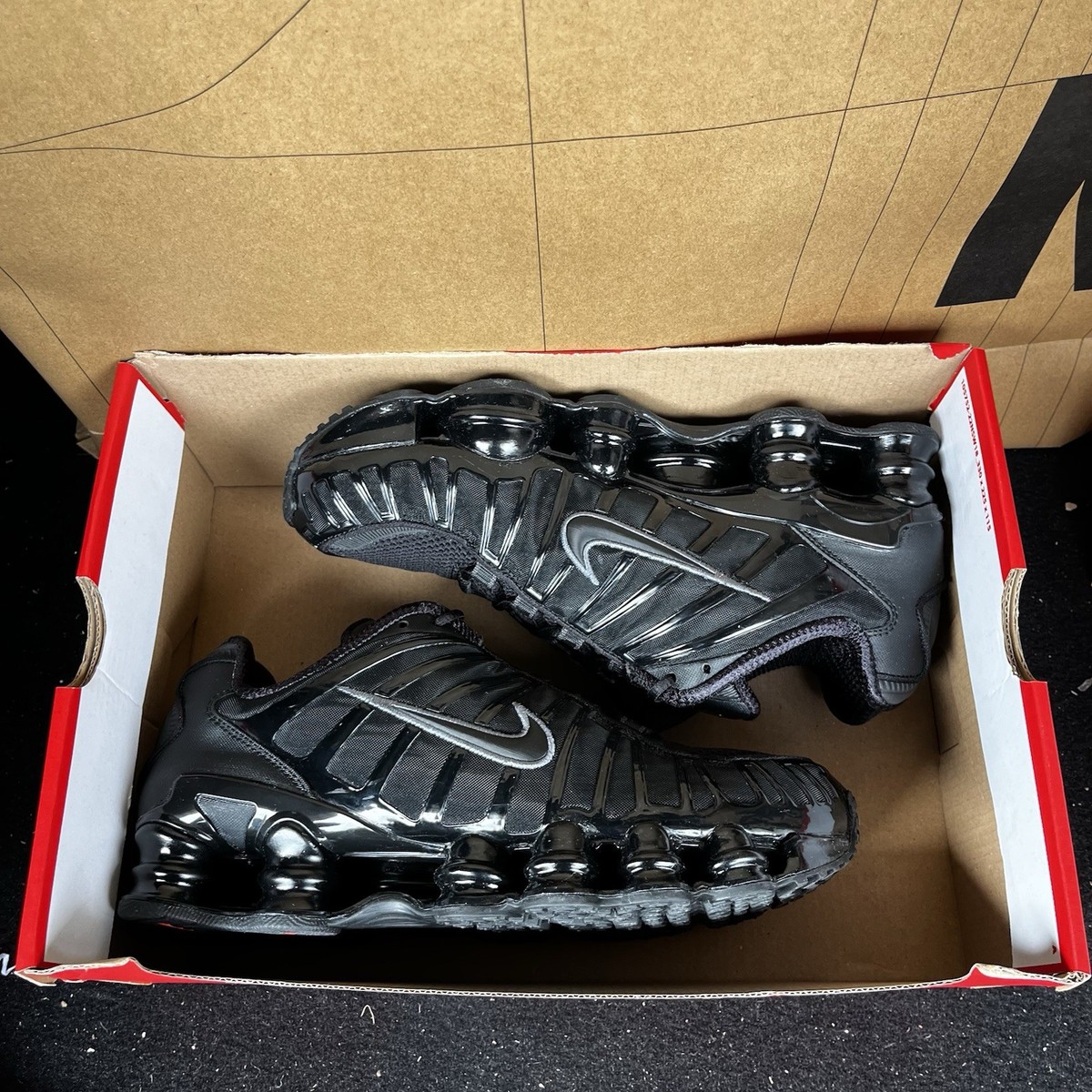 NEW Nike Shox TL Black Metallic Hematite Red Bred NBY AR3566-002