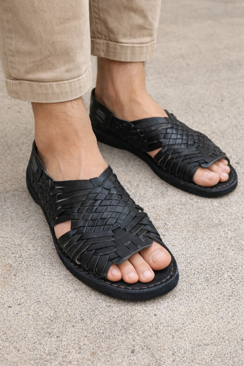 Espiritu Classics Men\'s Handwoven Black Eclipse Leather Huarache Sandals Size 12 Huarache Sandals In Men main image 4