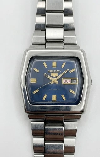 Vintage Seiko 5 Automatic Blue TV Dial Day-Date Men's Watch - Rare Retro Design