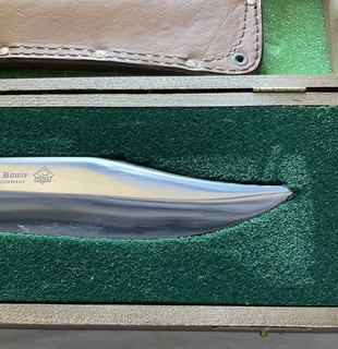 Puma Bowie 6376 Jagdmesser mit Scheide und Holzschatulle