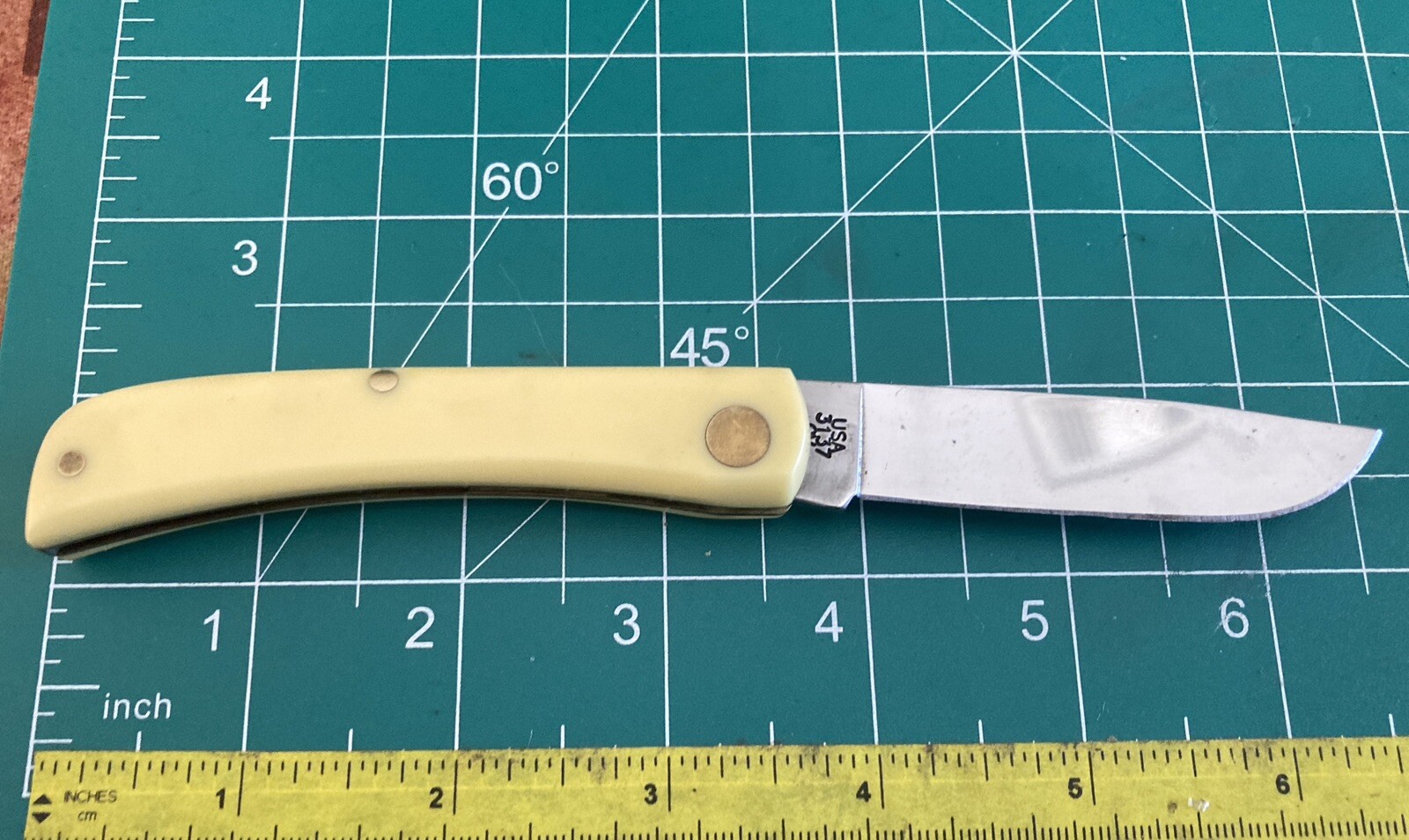 CASE XX 3137 CV 2010 Yellow Sodbuster Jr. Pocket Knife eBay