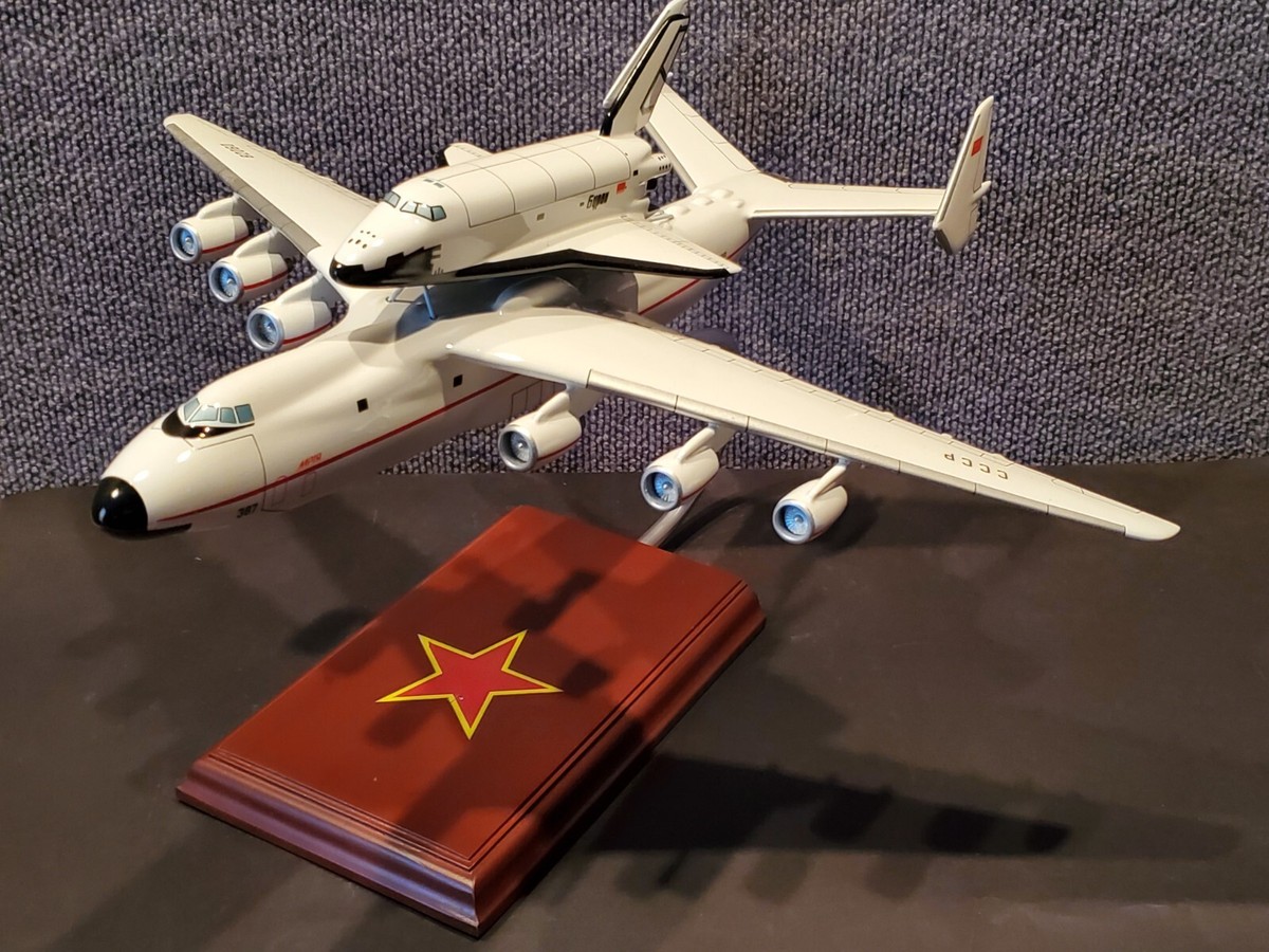 Antonov 225 モデル 1/200 スケール Amazon.com: 1:200 Scale Antonov AN-225 Mriya Model Aircraft Kit