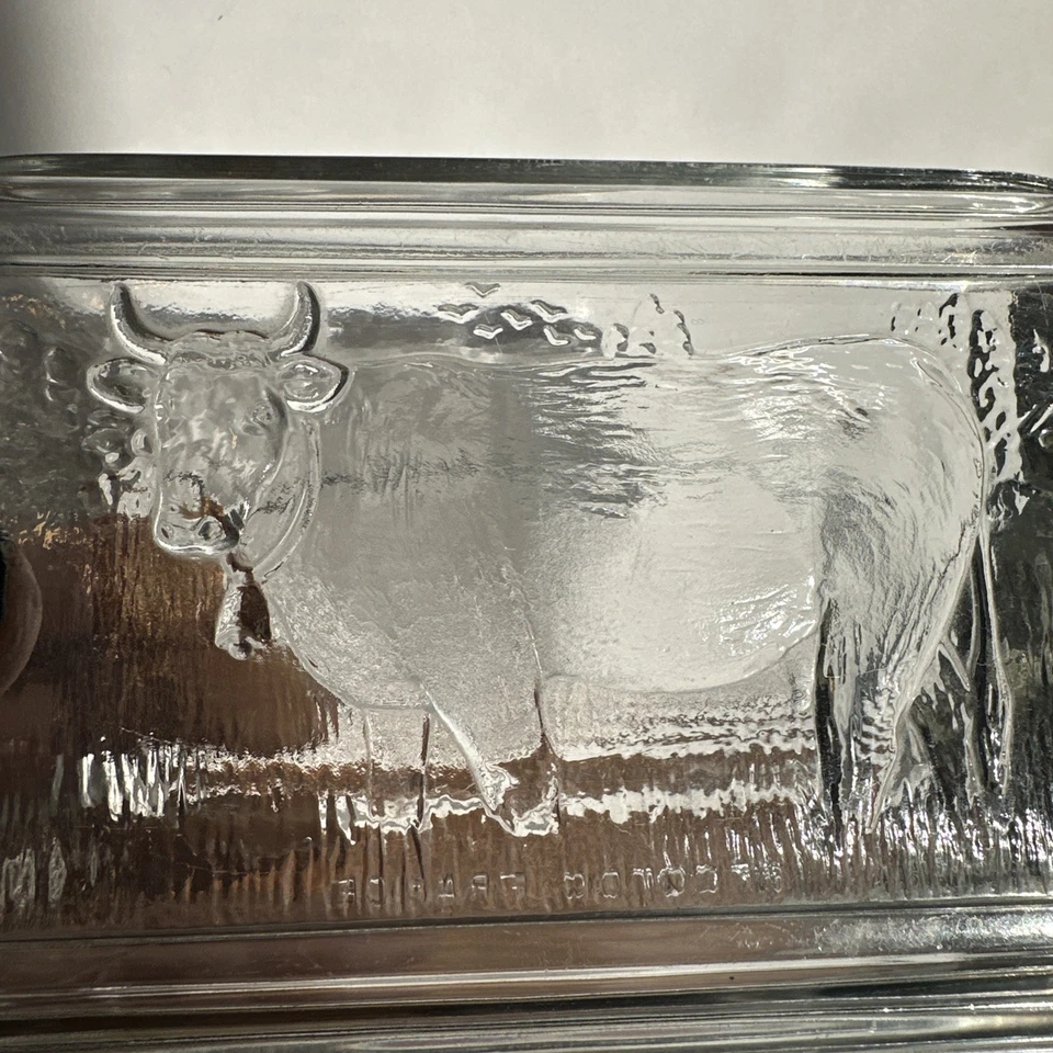 Arcoroc France Vtg  Cow Butter Dish Clear Glass Cont. w/ Lid ribbed base 6”x 3” - Image 2 of 4