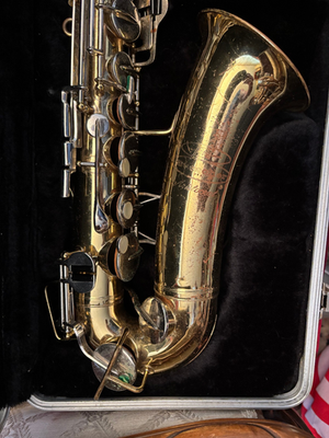BUESCHER ARISTOCRAT ALTO SAXOPHONE | eBay