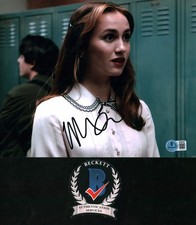 MAUDE APATOW SIGNED EUPHORIA BUSTY BEAUTY 8X10 PHOTO BECKETT BAS COA