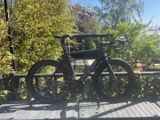 Felt AR4 Aero Carbon Road Bike 56CM Sham Red Etap Carbon Wheels