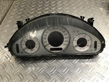 Tacho Mercedes-Benz E-Klasse (W211) E 280 CDI 140kW 190PS A2115406248 Kombiinst