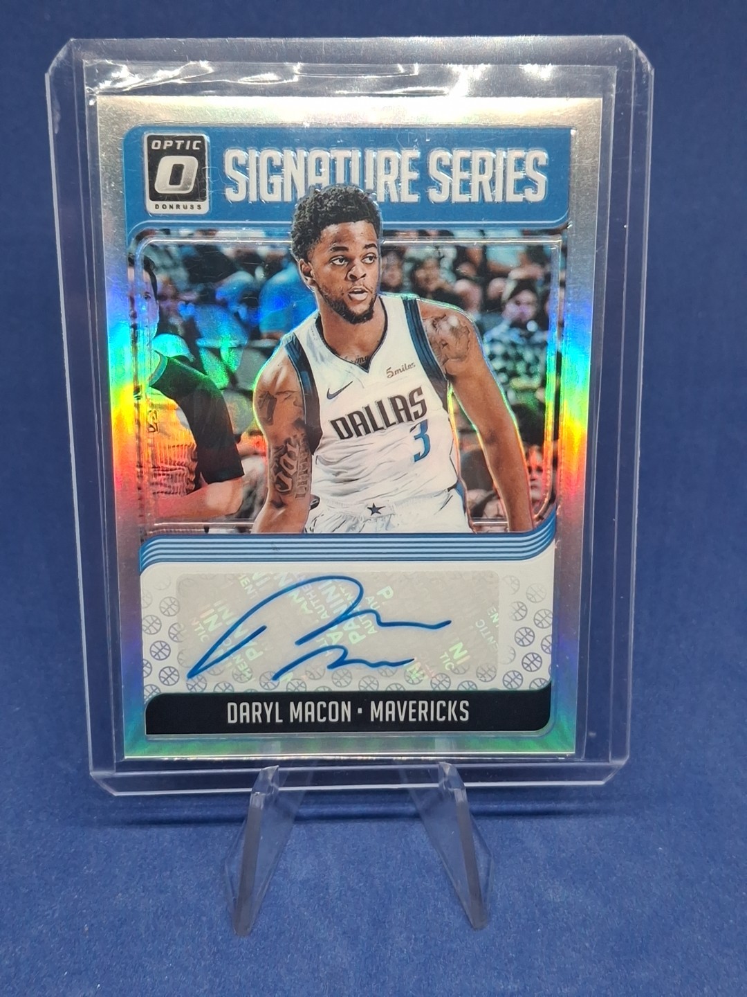 2018-19 Panini Donruss Optic - Signature Series Daryl Macon #SG-DMC (AU, RC)