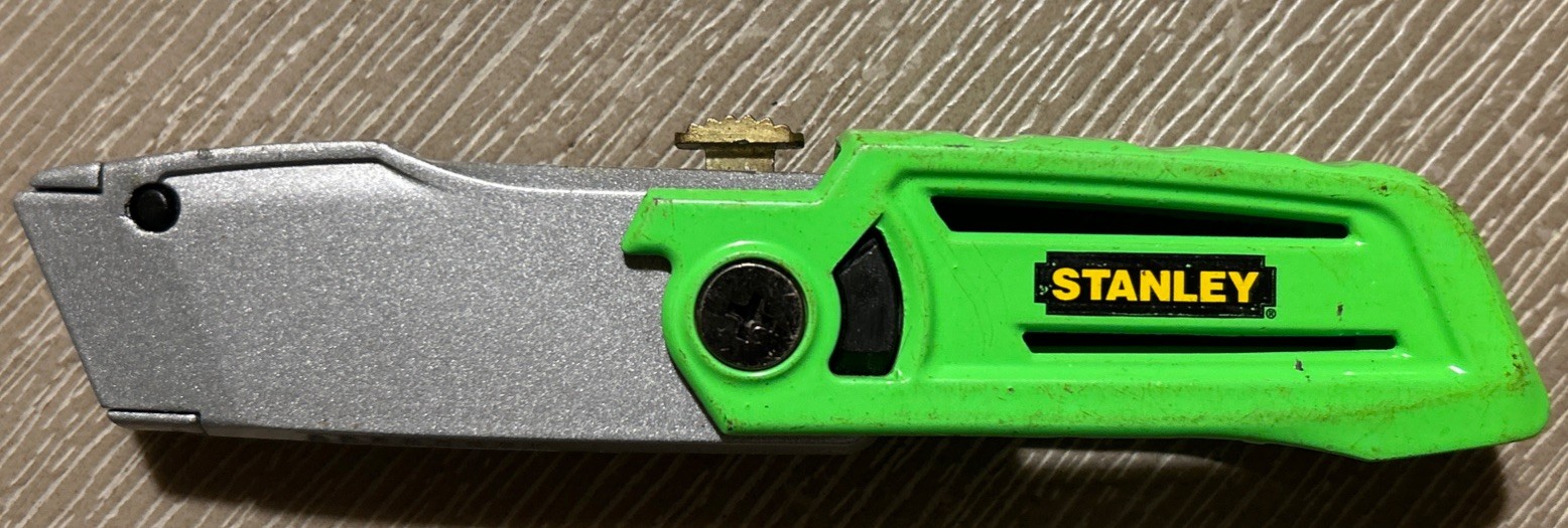 Green 10-823