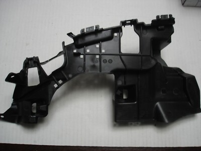 Mercedes Benz A 2058850202 Exhaust Pipe Support Bracket Right Side  