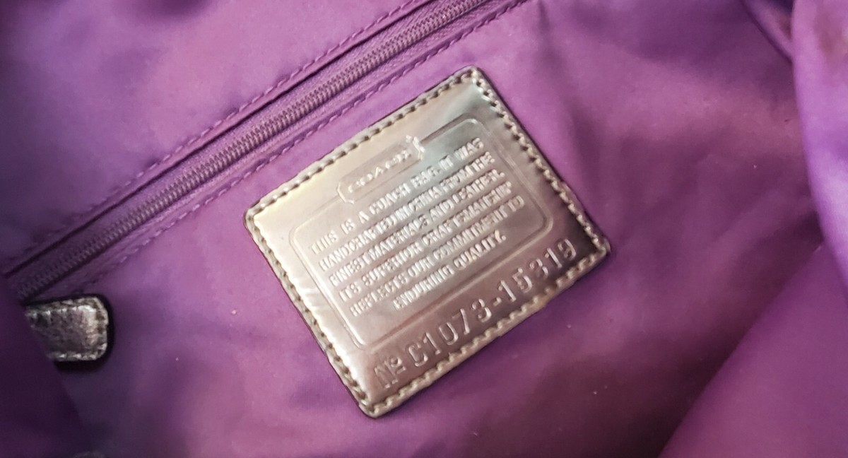Coach handbag purse poppy purple lining zipper clutch fancy Coach handbag purse poppy purple lining zipper clutch fancy