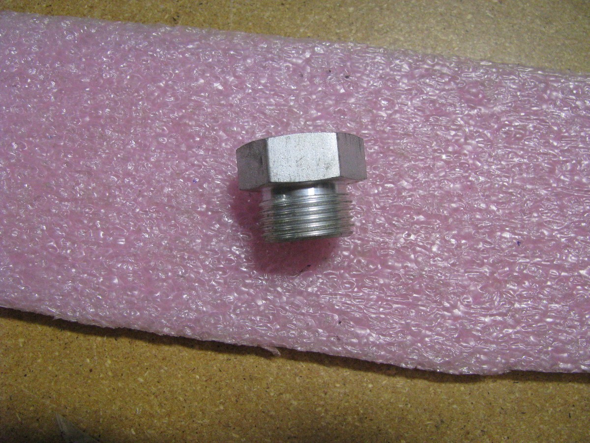 CATERPILLAR PLUG ASSEMBLY # 9S4183 NSN: 5365-00-478-2920