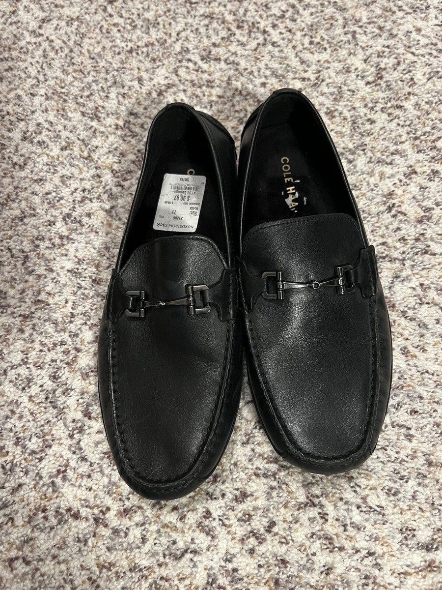 Cole Haan New Men display picture 1