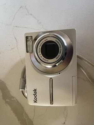 Kodak Easy Share C513 Silver 36-108mm 5.0MP AF 3X Optical Aspheric