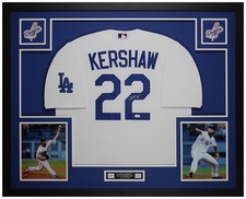 Clayton Kershaw Signs Exclusive Autograph Deal with Topps 5