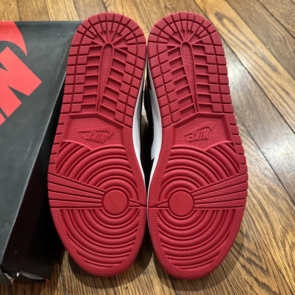 Size 10.5 - Air Jordan 1 Retro OG 2013 High Black Toe — 第 4/4 张图片