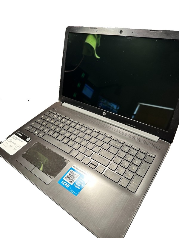 HP Notebook 15-DB0091NR 15.6" 250GB AMD Radeon R2 1.50GHz Dual-Core with 4GB RAM