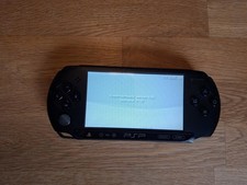 Sony PSP-E1004 PlayStation Portable Konsole,  Laufwerk evtl. defekt