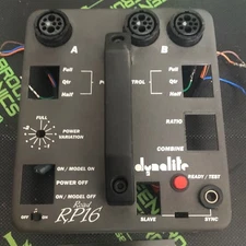 DYNATESTJIG33 - DYNALITE - ROAD RP16 faceplate with switches - For parts - Parti