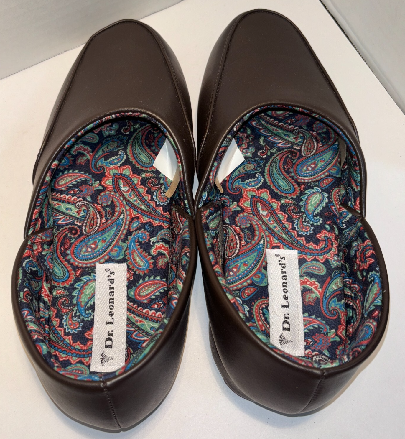 SAOLA Scarpe Pantofole da casa Dr Leonards taglia 10M Ottime condizioni cuscinetti suola in gomma