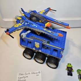 LEGO Space: Earth Defense HQ (7066) 100% Complete.  No Box Or Manuals.  See Pics