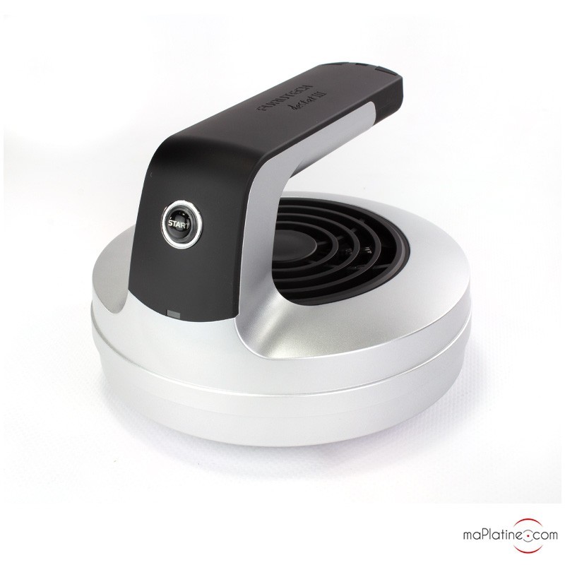 Démagnétiseur Furutech Destat III au salon pour une écoute hifi sans grésillements