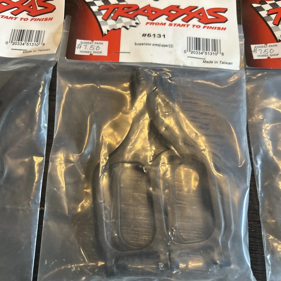 Traxxas 5131 Upper Arms New T-Maxx (2pcs) Modeling - Image 2 of 3