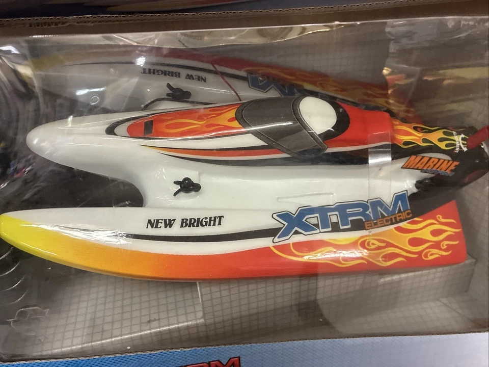 BRAND NEW - New Bright MARINE XTRM RC BOAT #7140 Radio Control (FCAM3-4Q5320 - Image 2 of 4