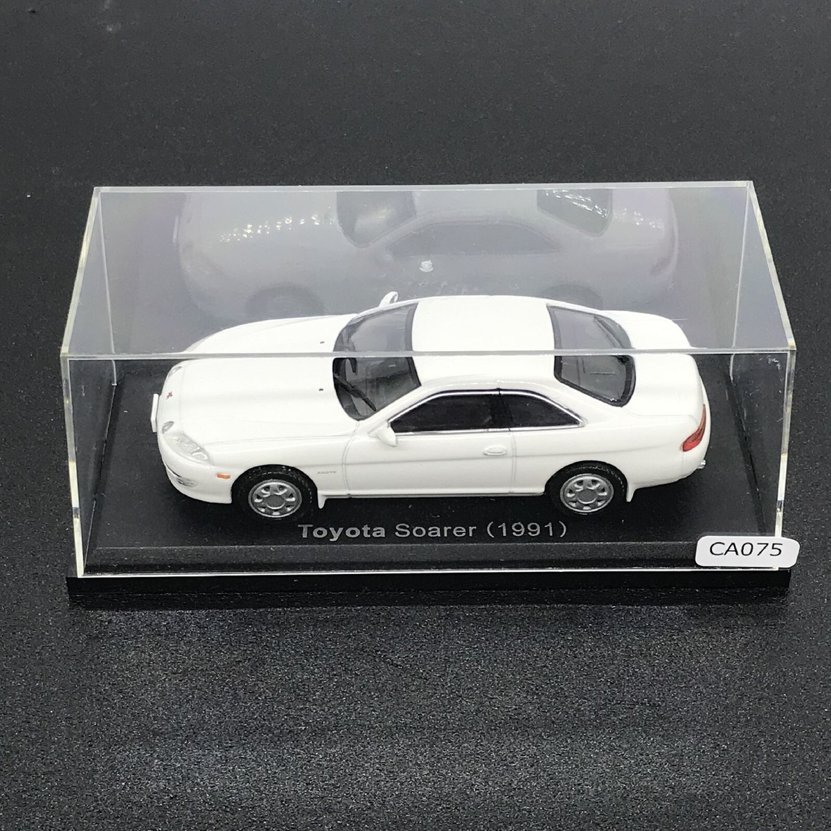 Mini Car Toyota Soarer 1991 White 1/43 Scale Box Display Diecast