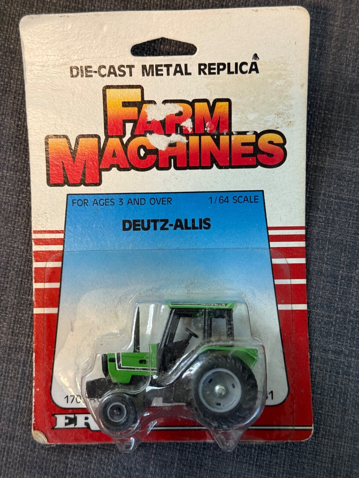 Ertl Farm Machines Deutz-Allis 6260 1703-A Tractor 1/64 Diecast 1241-7HAO