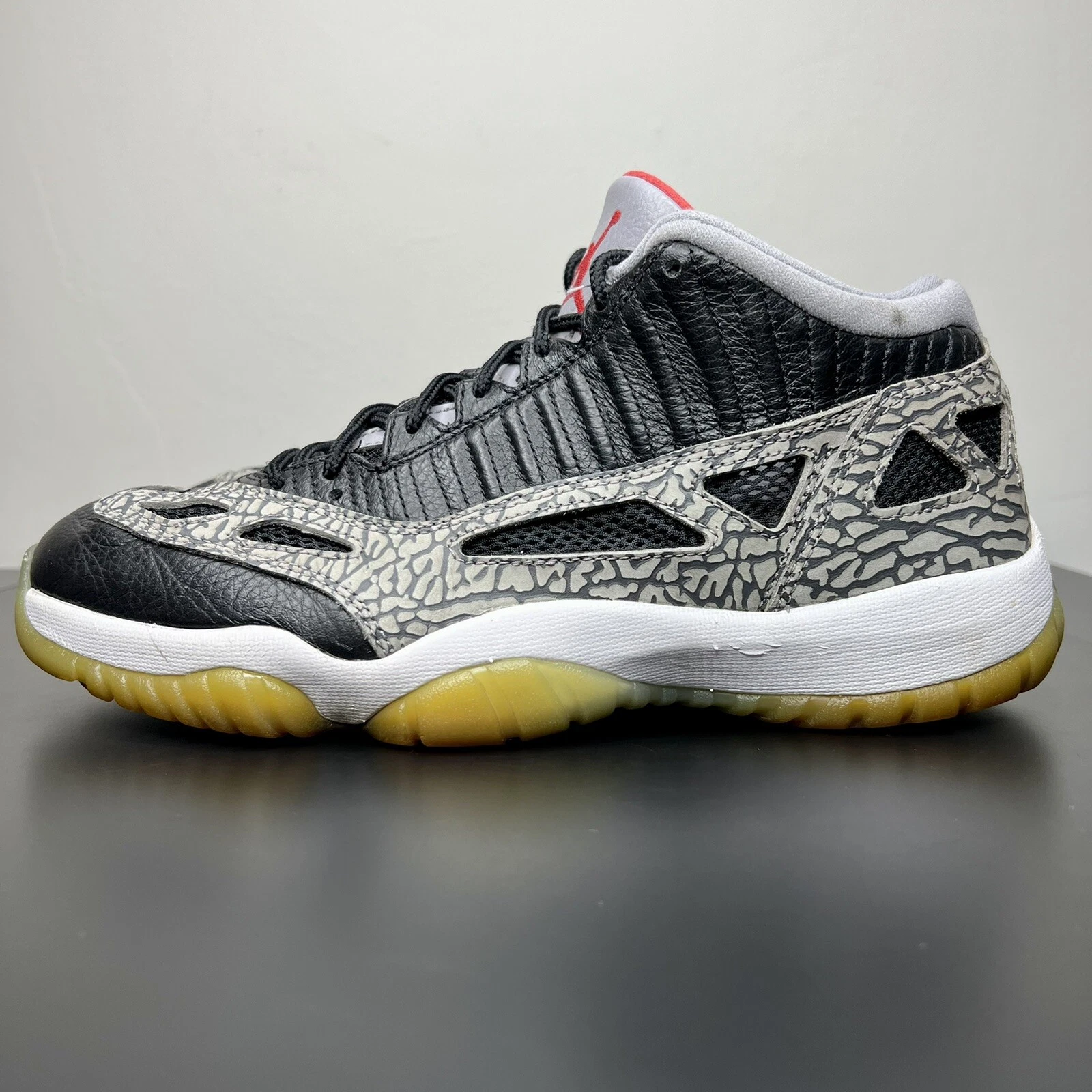 Taglia 9 5 Jordan 11 Low Retro IE Nero Cemento 2020