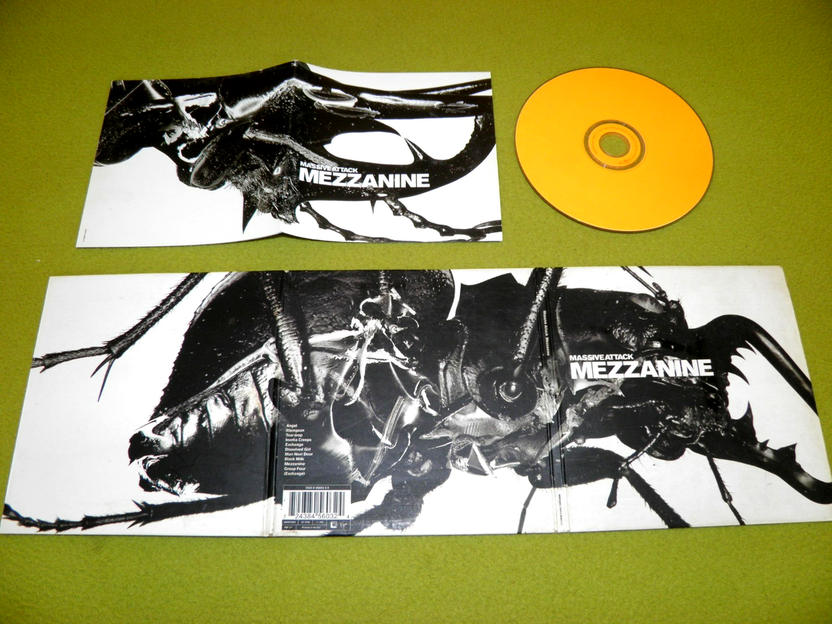 邦楽 massive Attack Massive Attack : Mezzanine | Treble 100, No. 68 | Treble