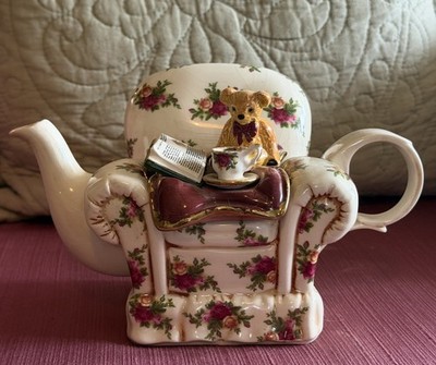Royal Albert Old Country Roses  Winter Chair  Armchair Teapot