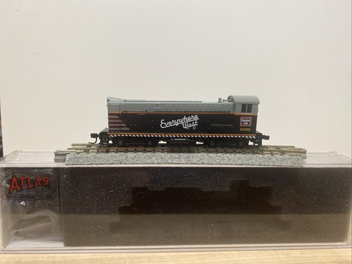 Locomotora diésel Atlas 51019 escala N Burlington Route VO-1000 #9366 LISTA PARA DCC | Condition: New